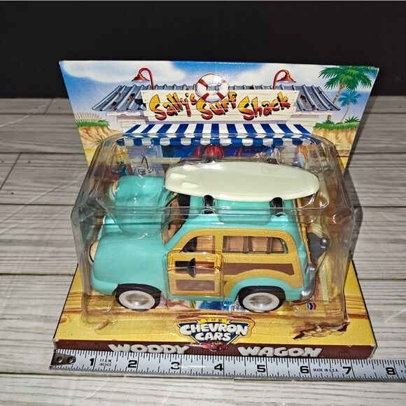 The Chevron Cars Techron Collectible Woody Wagon Toy Vehicle New Vintage 1999 - Picture 9 of 10